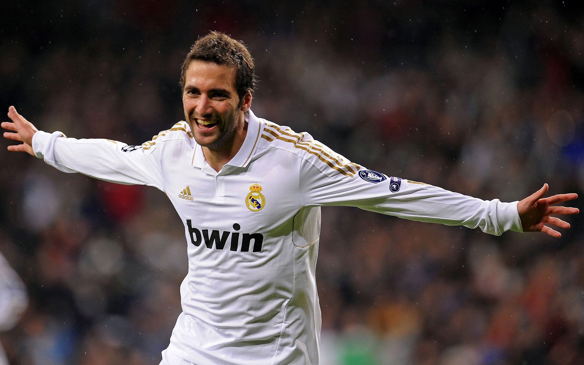 欧冠淘汰赛焦点战，玻利维亚逆转摩纳哥，足球地理学的又一次胜利